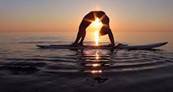 STAND UP PADDLE YOGA – KITESURF & BOARDSPORTS SCHOOL